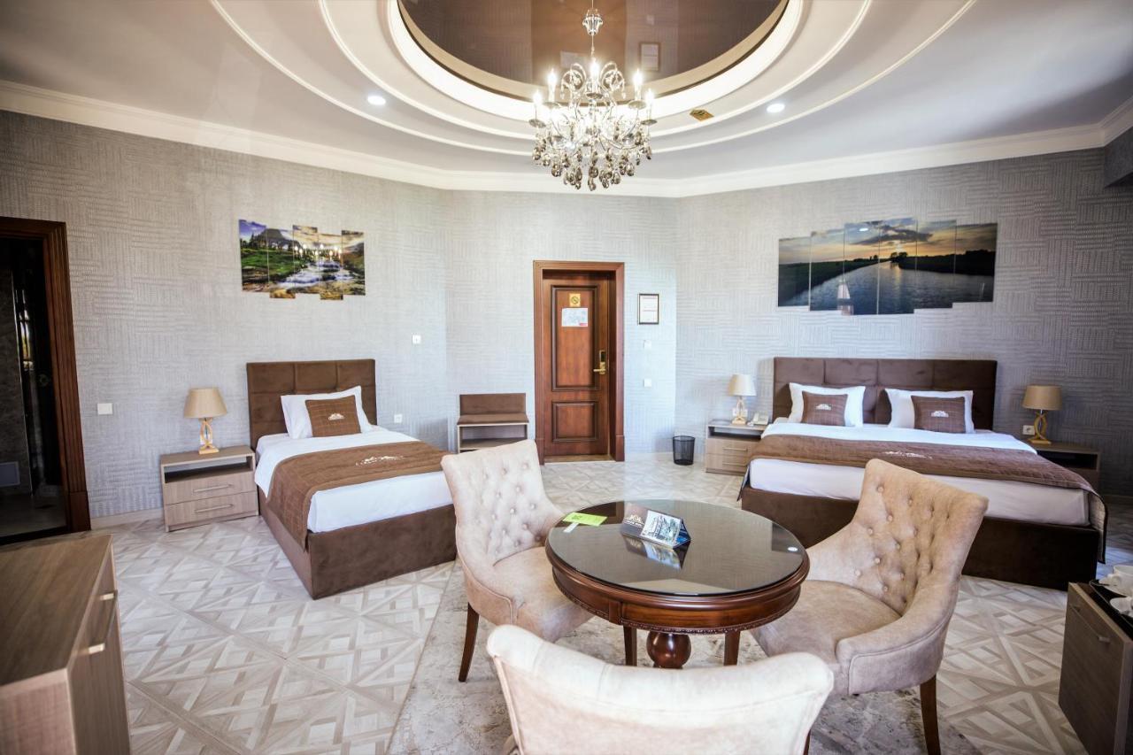 Leader Hotel Tasjkent Eksteriør billede